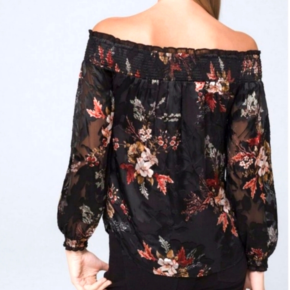 NWT White House Black Market Off Shoulder Blouse - Picture 3 of 15
